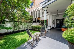 Eastwood Road (D16), Terrace #536904981